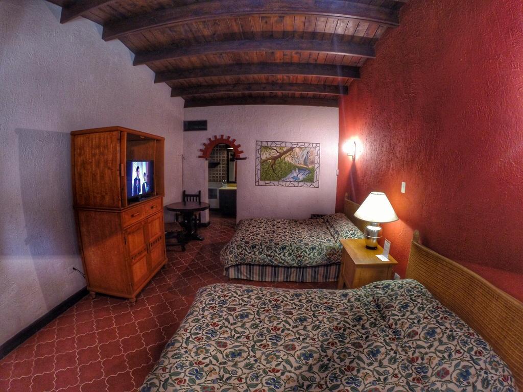 Hotel Parador Santa Cruz Creel Buitenkant foto