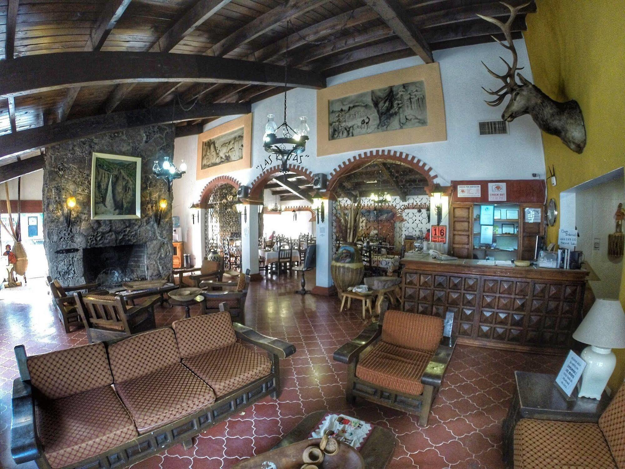 Hotel Parador Santa Cruz Creel Buitenkant foto